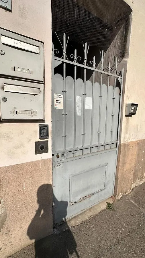 Le Paret Studio 2 People Gratte Ciel Villeurbanne France