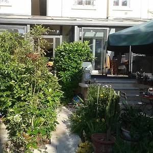 2* Gasthuis Des Toits En Ville